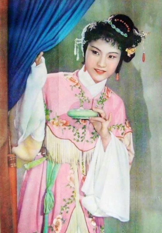 越剧经典剧目 越剧《追鱼》剧情介绍 唱词 戏曲谱