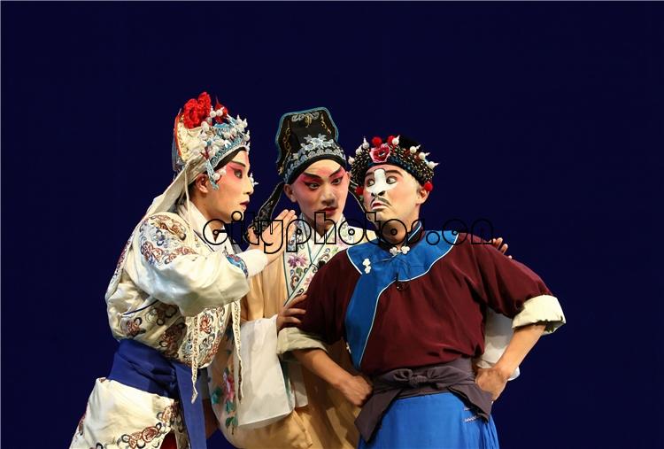 京剧经典剧目 京剧《司卡班的诡计》剧照 剧情介绍 唱词