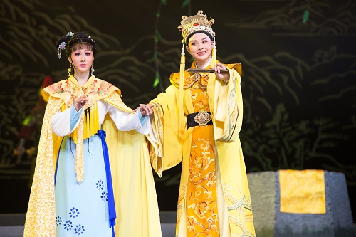 越剧经典剧目 越剧《浙江女子尽封王》剧情介绍 唱词 戏曲谱