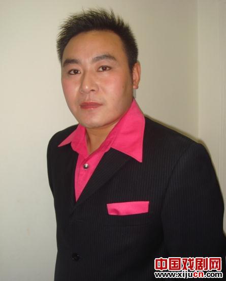 梨园子弟,李新伍简介