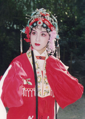 梨园子弟,应国英简介著名越剧演员