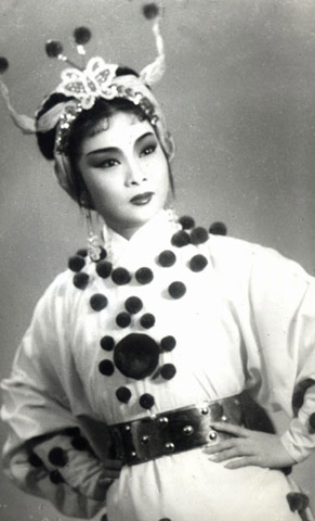 梨园子弟,应丽芬简介著名越剧演员