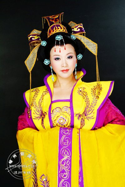 梨园子弟,吴俊简介著名越剧演员